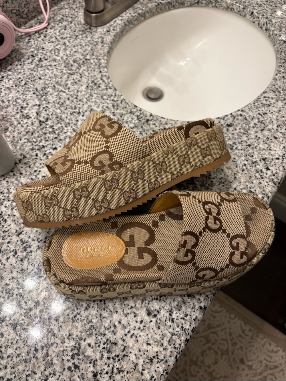 Gucci sandals - Picture 2 of 3